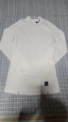 NIKEプロドライフィットシャツ 白