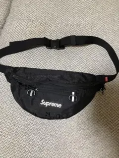 Supreme ブラック ボディバッグ