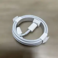 ホワイト Lightningケーブル