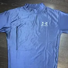 UNDER ARMOUR ネイビー アンダーシャツ　Mサイズ
