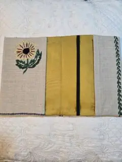 刺繍の通帳ケース ベージュ・イエロー
