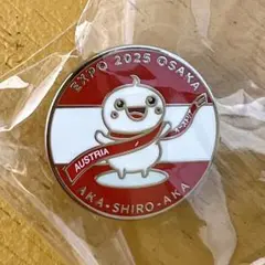 新品　未開封　オーストリア　ピンバッジ　アカちゃん