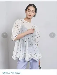 ユナイテッドアローズ  2トーン ドットジャカード フリルブラウス　新品 UNITED ARROWS（ユナイテッドアローズ）の「2トーン ドットジャ
