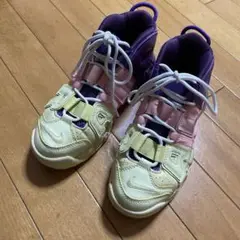 NIKE エアモアアップテンポ