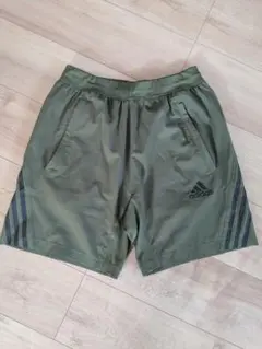 adidas オリーブグリーン ショートパンツ JM