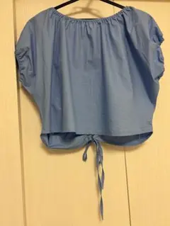 トップス　ショート丈