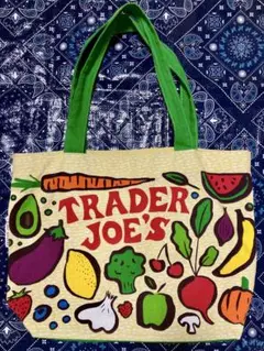 TRADER JOE’S エコバッグ　 野菜果物柄