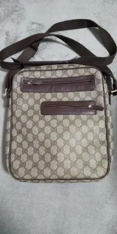 グッチ ショルダーバッグ