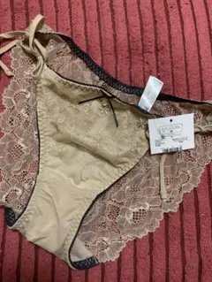レースフルバック Mサイズ新品タグ付き☆