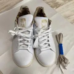 アディダス スタンスミス