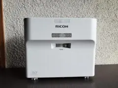 値下げ リコー RICOH PJ WX4153N 超短焦点プロジェクター