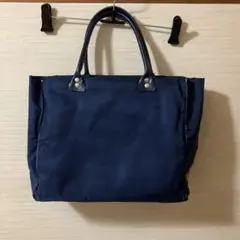 プラダ、トートバッグ