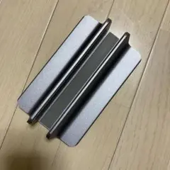ノートPCスタンド　縦置き