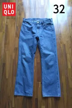UNIQLO　フレアジーンズ　サイズ32