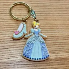 【美品】ディズニー　キーホルダー　シンデレラ プリンセス キーホルダー　クッキー
