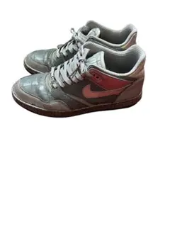 NIKE SKY FORCE MIGHTY CROWN早い者勝ち！