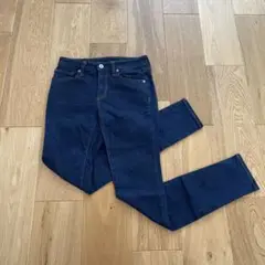 ストレッチジーンズ　デニムパンツ