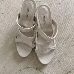 LINEAEVO本革白サンダル　Mサイズ　未使用