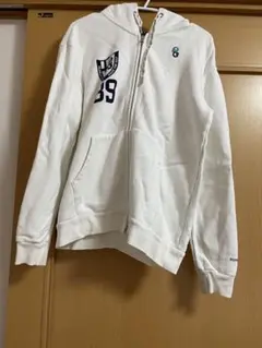 パーリーゲイツ パーカー 白