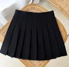 【新品未使用】ブラック　プリーツスカート　シンプル　ＸＬ