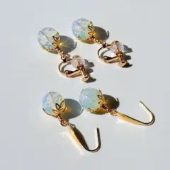 透明感が美しい天然石オパールのピアス／イヤリング（ハンドメイド）