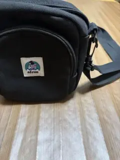 atom ボディバッグ ブラック