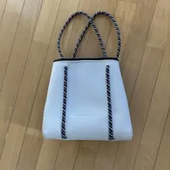 トートバッグ 編み込みストラップ。縦A4サイズ。