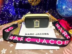 〈新品未使用〉〈美品〉MARC JACOBSスナップショットショルダーバッグ