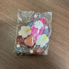 サンリオ トコナツバケーション シークレッストラップ　チャーミーキティ
