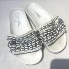 Item thumbnail for item f2d41a56-8288-4a47-a8ac-cbfc299db327