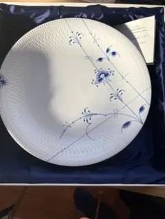 Item thumbnail for item b5286121-9ba8-4276-99b2-8f2ac326c13b