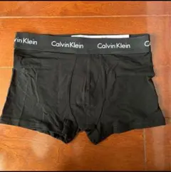 カルバンクライン　Calvin Klein
