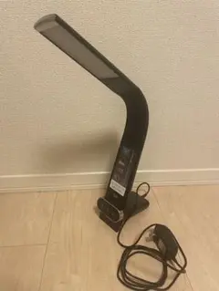 アイリスオーヤマ　デスクライト　ブラック