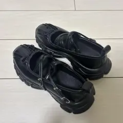 ボリュームソールバレリーナストラップシューズ ブラック