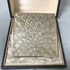 オルゴール　孔雀会記念品