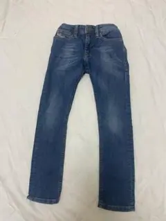 Item thumbnail for item 461b78da-cd33-45cd-b106-e5f3df68422e