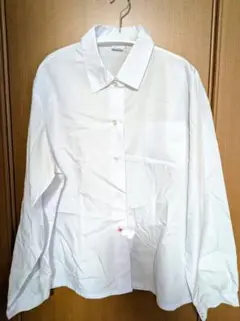 【クリーニング済み】伊勢丹　シャツ　白　Lサイズ