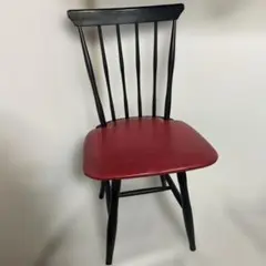 昭和レトロ　赤ビニール張り木製チェア