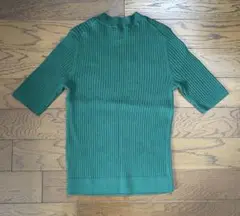 UNIQLO グリーン 半袖ニット