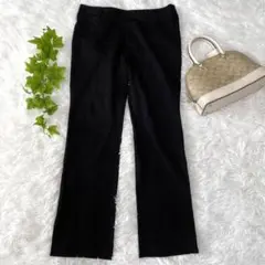 MATERIAのクロップドパンツ