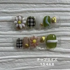 お花とギンガムチェックのショートネイルチップ(原品)