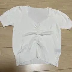 白　半袖トップス