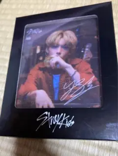 stray Kids スマホスタンド ①
