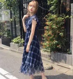 ネイビー　チュールチェック柄ワンピース　titty &co