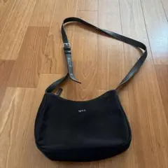agnès b. ブラックショルダーバッグ