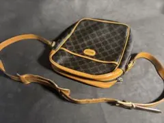 Item thumbnail for item e13e0b01-3795-40a4-906f-4599d90a6d60