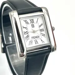 FENDI フェンディ　1D/2577 腕時計　レディース　箱付 FENDI フェンディ 1D/2577 腕時計 レディース 箱付