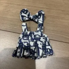Item thumbnail for item 9063119e-0f23-4bc5-974f-69d652694470