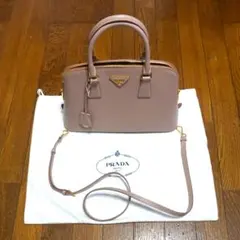 【プラダ】保証書あり 本革 バッグ SAFFIANO LUX 定価350000円