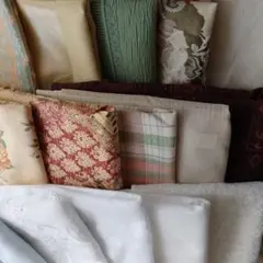 生地はぎれ　まとめ売り　大きめ　おまけ付き